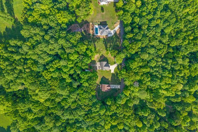 2685 Mockingbird Hill Road, Palmyra, TN 37142
