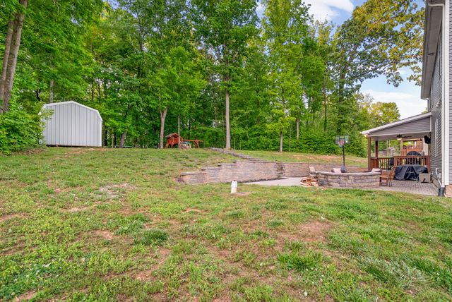 2685 Mockingbird Hill Road, Palmyra, TN 37142