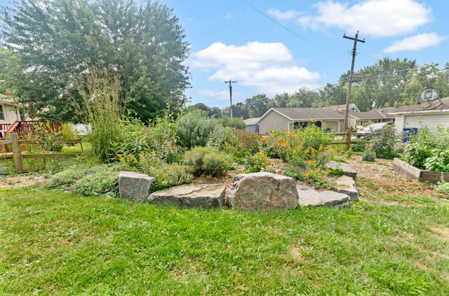 545 Frontenac Place, Saint Paul, MN 55104