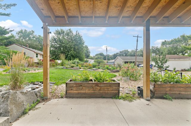 545 Frontenac Place, Saint Paul, MN 55104