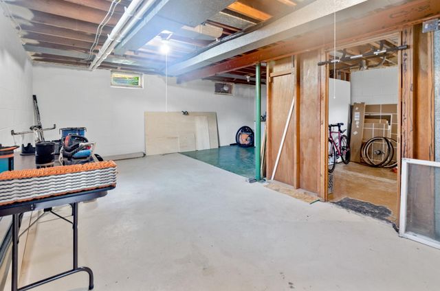 545 Frontenac Place, Saint Paul, MN 55104