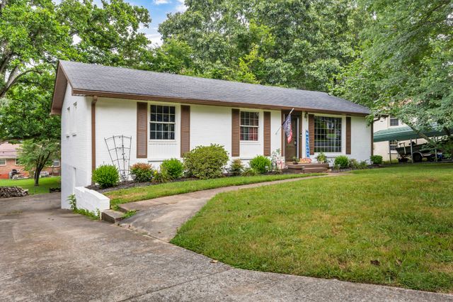 426 Seay Ct, Clarksville, TN 37043