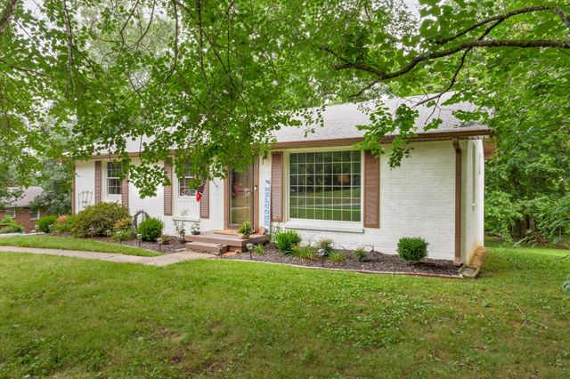 426 Seay Ct, Clarksville, TN 37043