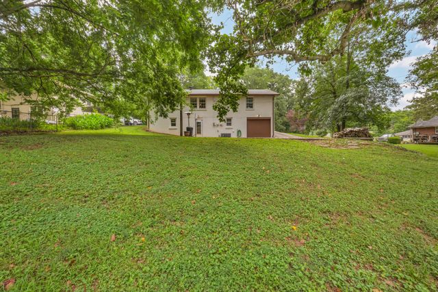 426 Seay Ct, Clarksville, TN 37043