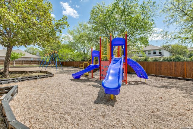 6365 Stable Farm, San Antonio, TX 78249