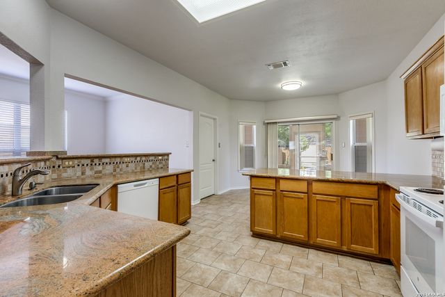 6365 Stable Farm, San Antonio, TX 78249