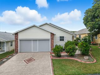 5909 YORKSHIRE DRIVE, Zephyrhills, FL 33542