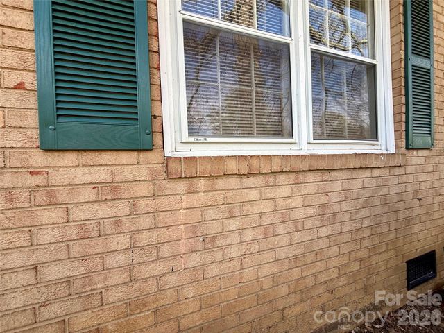 3200 Markland Drive, Charlotte, NC 28208