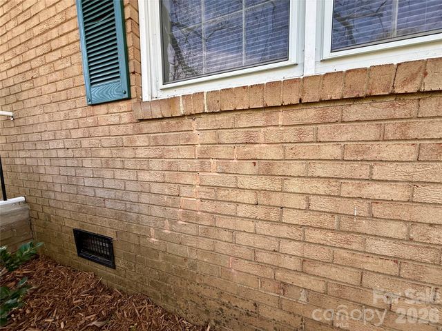 3200 Markland Drive, Charlotte, NC 28208