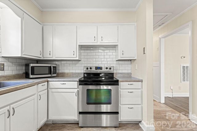 3200 Markland Drive, Charlotte, NC 28208