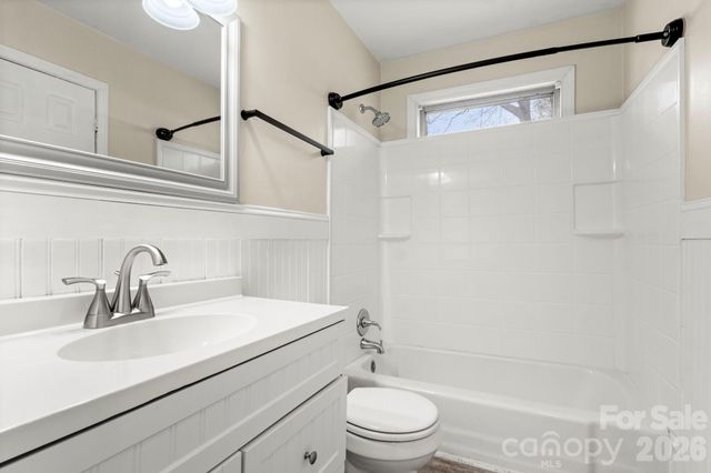 3200 Markland Drive, Charlotte, NC 28208