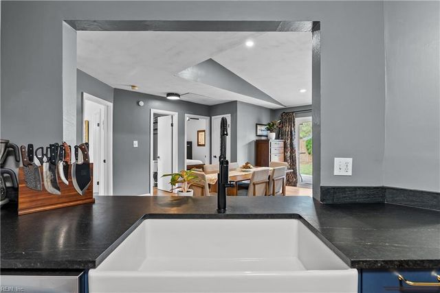 4325 Glen Willow CT, Virginia Beach, VA 23462