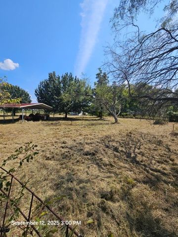 322 County Road 3071, Corsicana, TX 75109