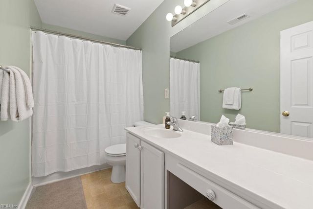 806 Queensbury LN, Williamsburg, VA 23185