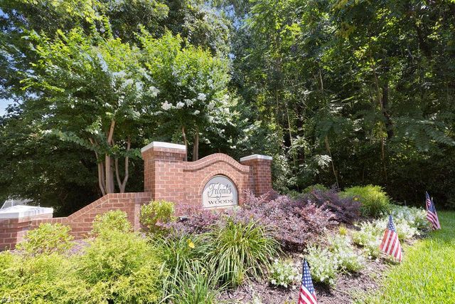 806 Queensbury LN, Williamsburg, VA 23185