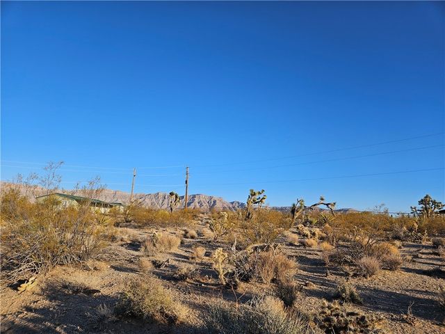 240 W Havasu Drive, Meadview, AZ 86444