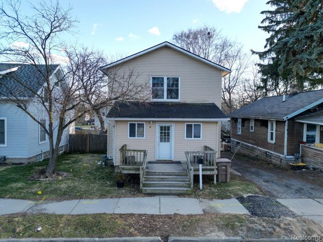 93 Poplar Avenue, Pontiac, MI 48342