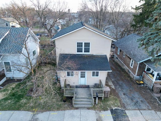 93 Poplar Avenue, Pontiac, MI 48342