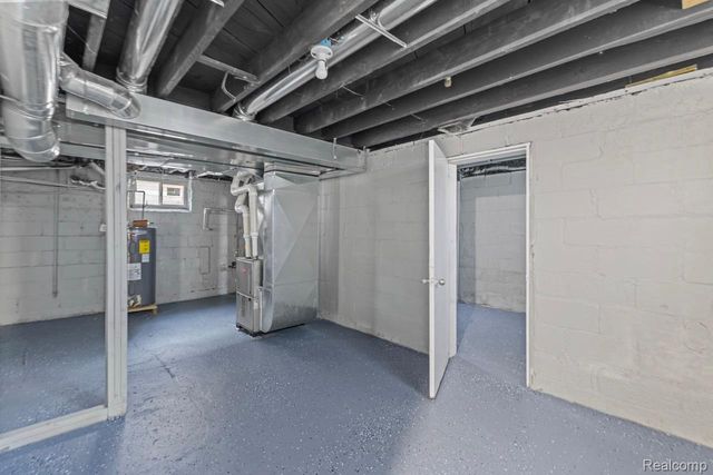 93 Poplar Avenue, Pontiac, MI 48342