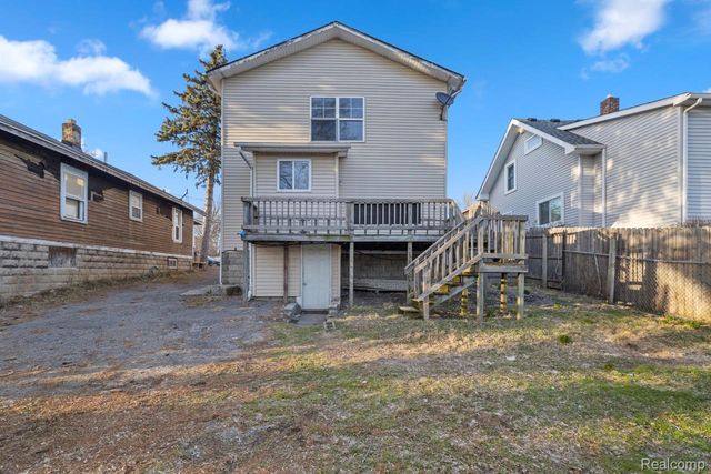 93 Poplar Avenue, Pontiac, MI 48342