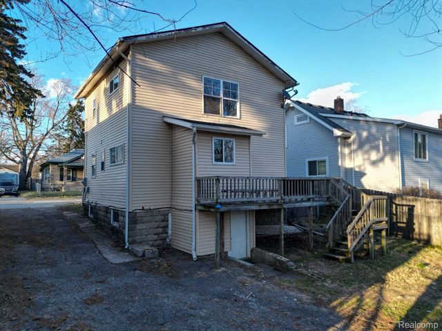 93 Poplar Avenue, Pontiac, MI 48342