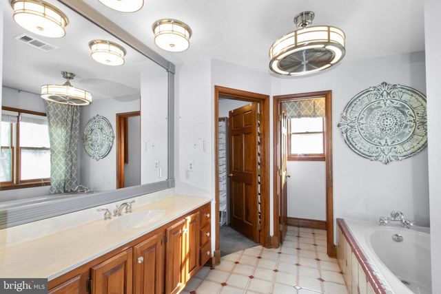 13150 OLD COLUMBIA PIKE, Silver Spring, MD 20904