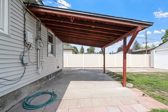 4012 N Calispel St, Spokane, WA 99205