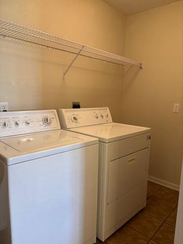 1522 Oakfield Drive, Ann Arbor, MI 48108