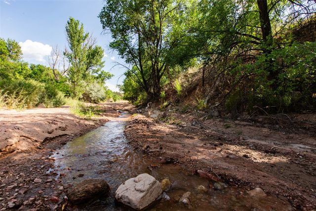 20 B Glowing Star, Santa Fe, NM 87506