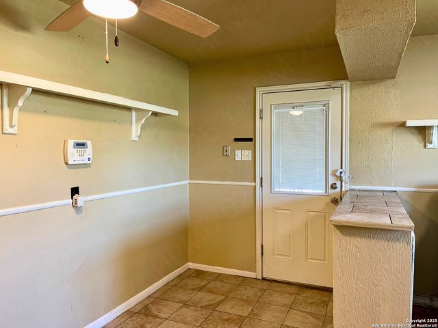 335 SARATOGA DR, San Antonio, TX 78213