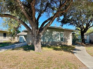 335 SARATOGA DR, San Antonio, TX 78213