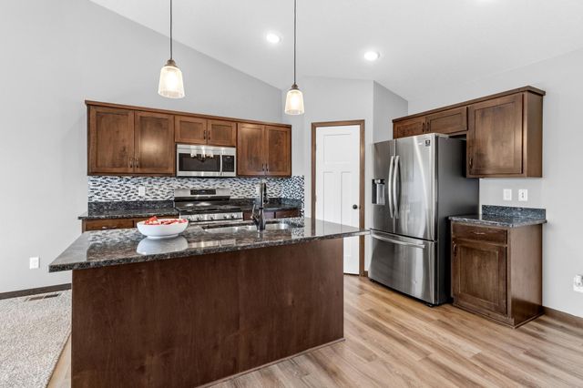 3595 237th Avenue NW, Saint Francis, MN 55070