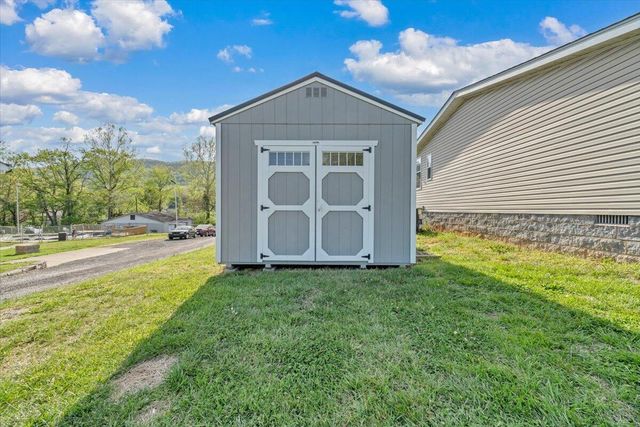 3767 Bandy RD, Roanoke, VA 24014