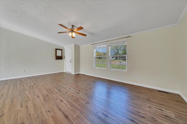 3767 Bandy RD, Roanoke, VA 24014