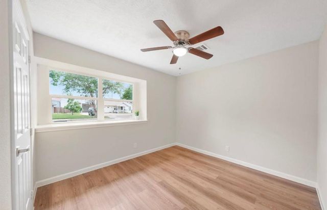 202 Sylvia Street, Deer Park, TX 77536