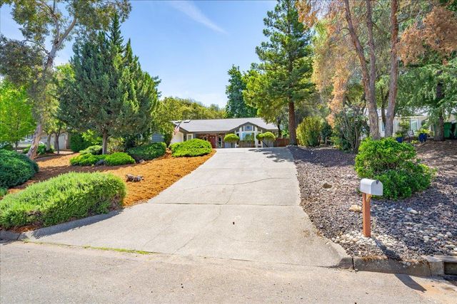 2971 Windsor Ct, Rescue, CA 95672