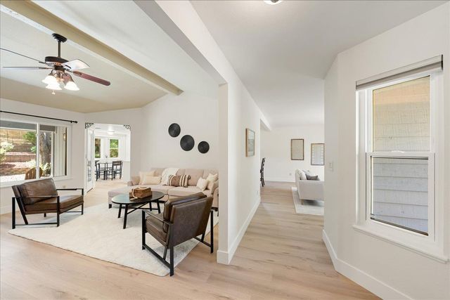 2971 Windsor Ct, Rescue, CA 95672
