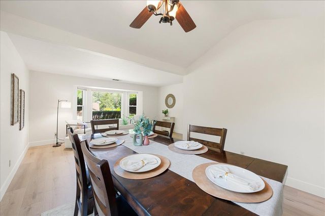 2971 Windsor Ct, Rescue, CA 95672