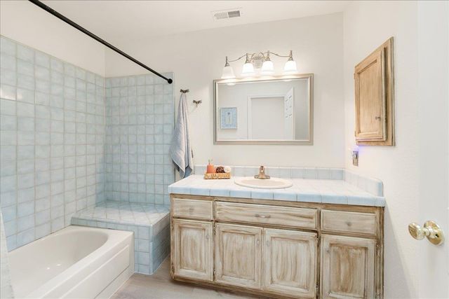 2971 Windsor Ct, Rescue, CA 95672