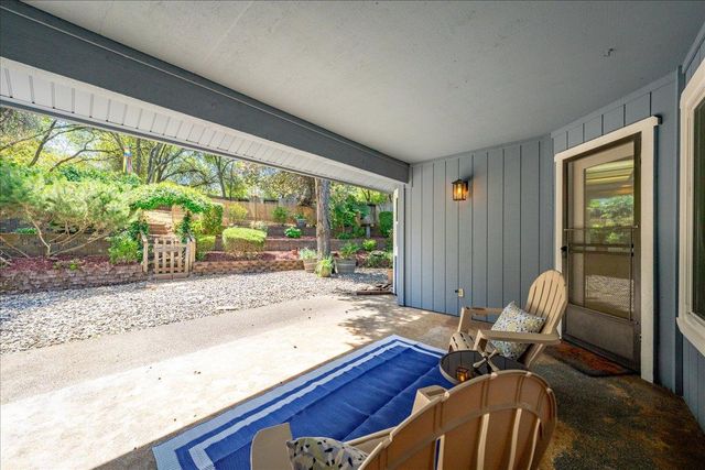 2971 Windsor Ct, Rescue, CA 95672
