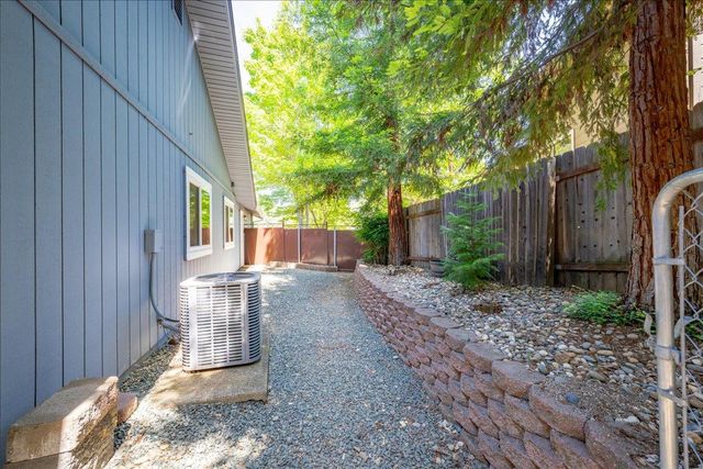 2971 Windsor Ct, Rescue, CA 95672