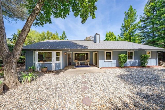 2971 Windsor Ct, Rescue, CA 95672