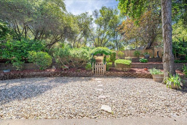 2971 Windsor Ct, Rescue, CA 95672