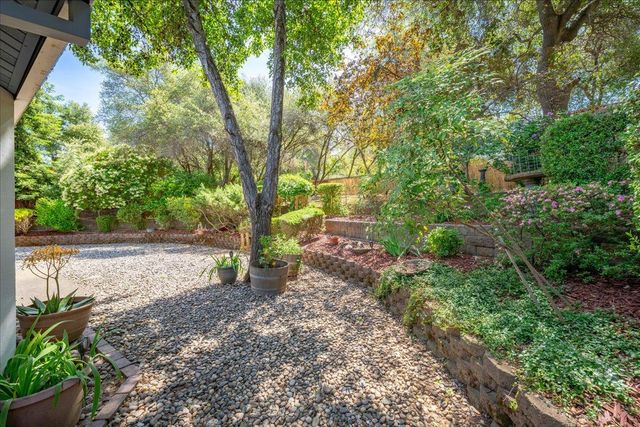 2971 Windsor Ct, Rescue, CA 95672