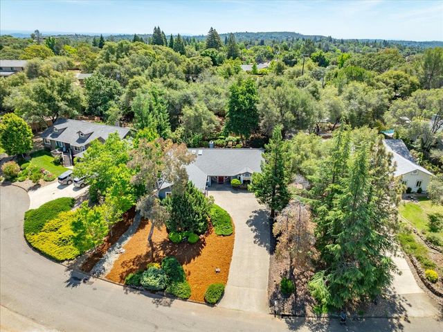 2971 Windsor Ct, Rescue, CA 95672