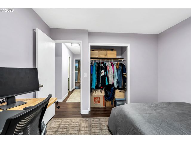 1320 Sw 31ST St, Gresham, OR 97080