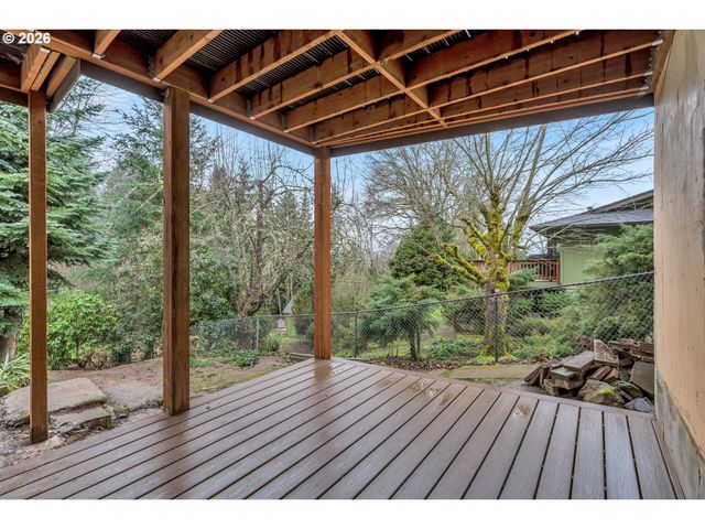 1320 Sw 31ST St, Gresham, OR 97080