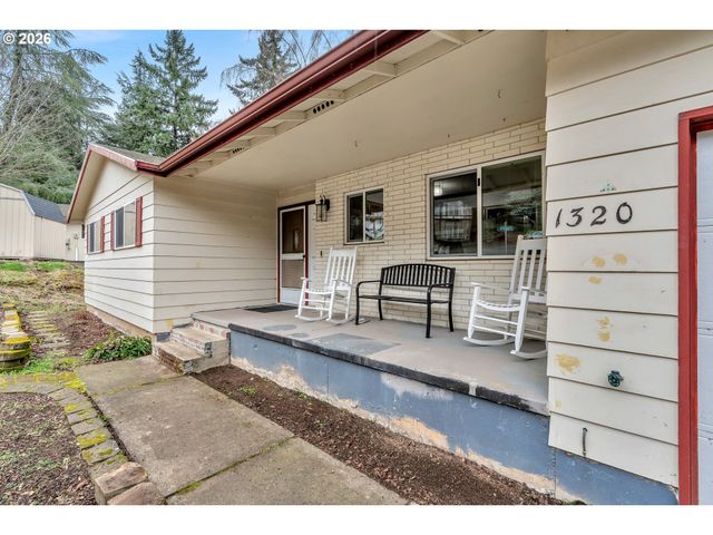 1320 Sw 31ST St, Gresham, OR 97080