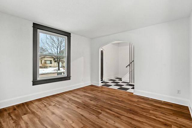 3127 33rd Avenue S, Minneapolis, MN 55406