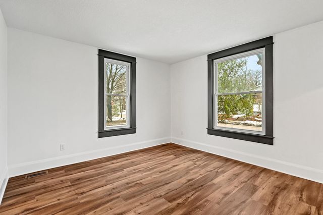 3127 33rd Avenue S, Minneapolis, MN 55406